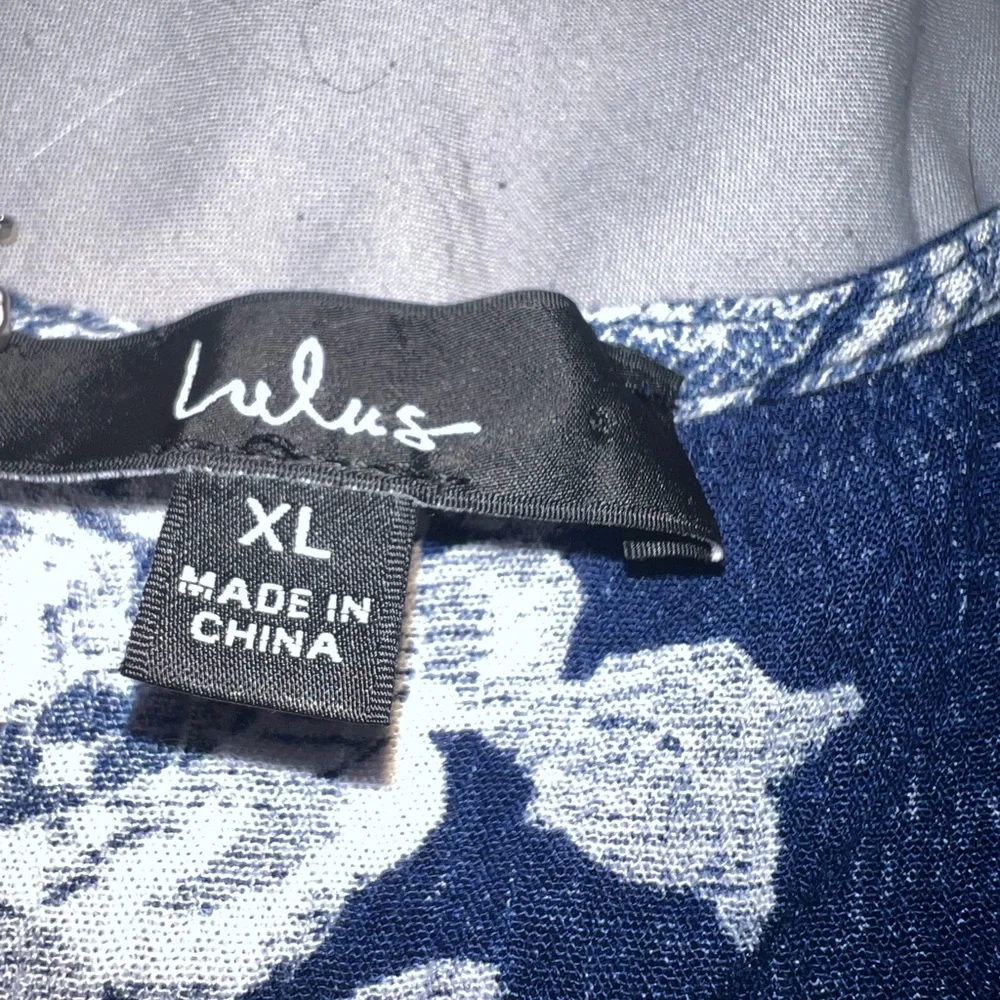 Lulu's Navy Blue Floral Maxi Dress - Picture 3 of 4